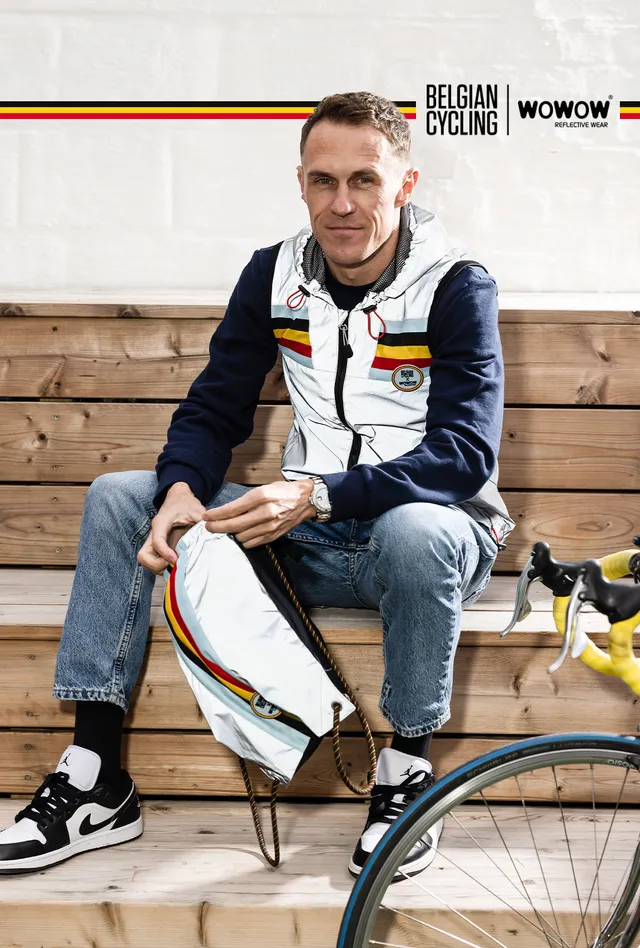 wowow-belgian-cycling-sportsbag-borsa-sportiva-riflettente-40x34-cm image 1