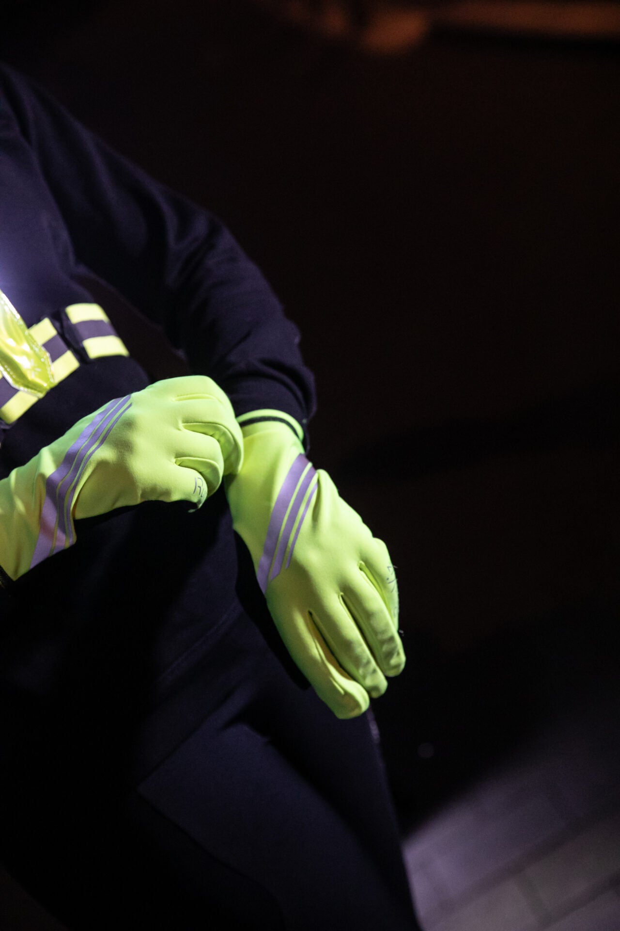 guanti-wowow-bolt-glove-gialli-fluorescenti-riflettenti image 6