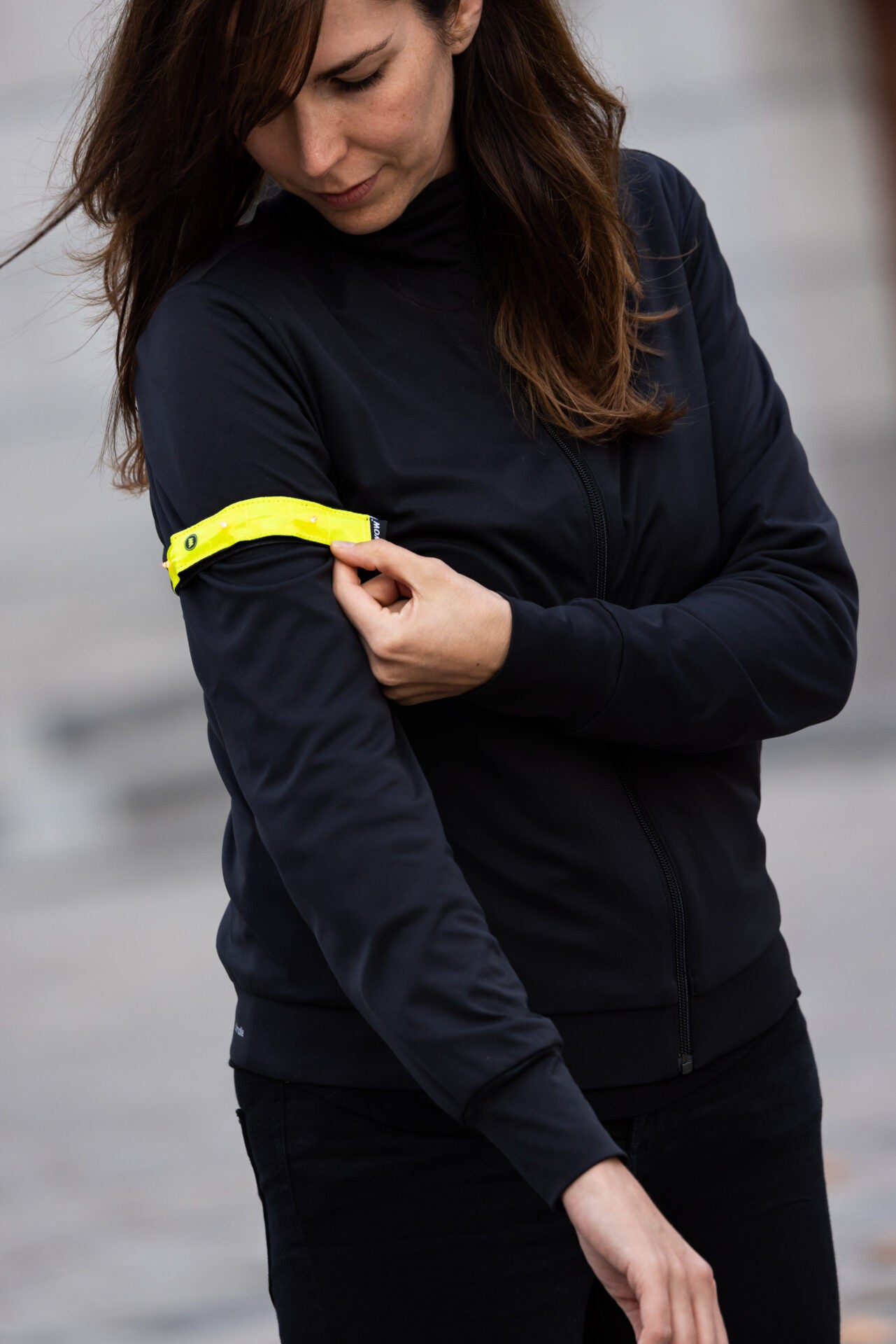 wowow-smart-bar-bracciale-led-giallo-fluorescente-riflettente image 4
