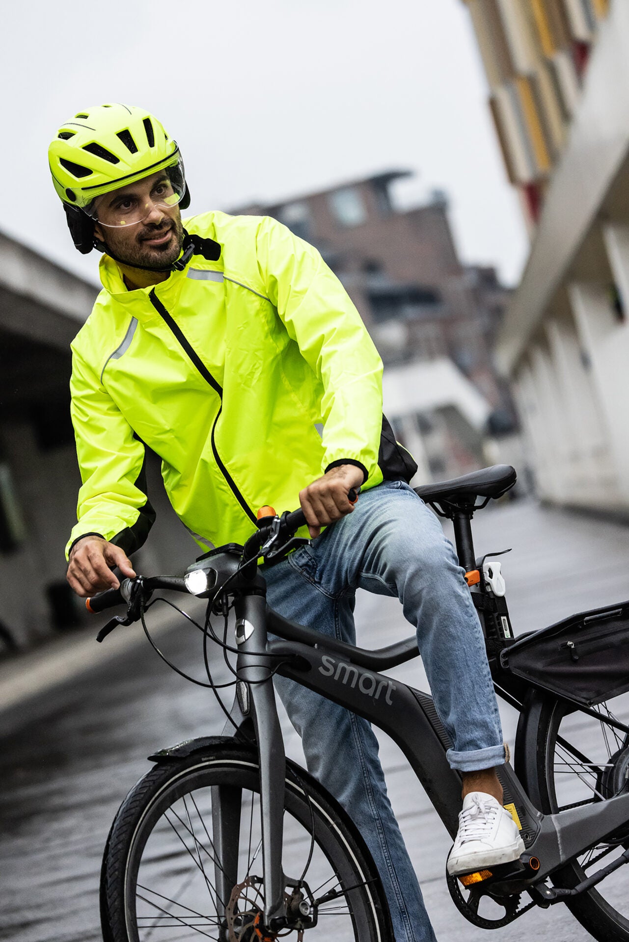 wowow-ben-nevis-jacket-yellow-giacca-antipioggia-fluorescente-riflettente-per-ci image 5