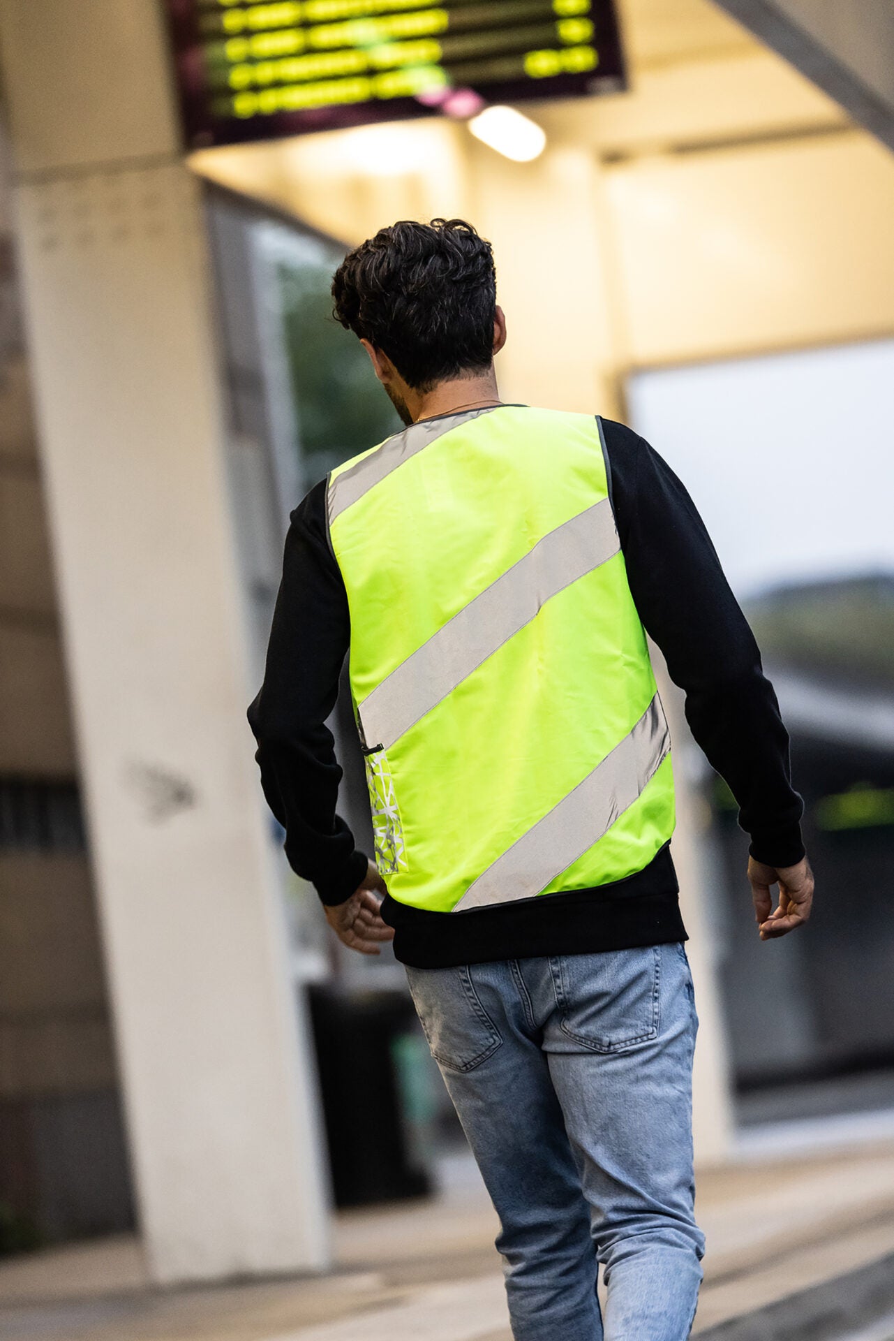 wowow-roadie-jacket-giacca-ciclismo-fluorescente-riflettente image 4
