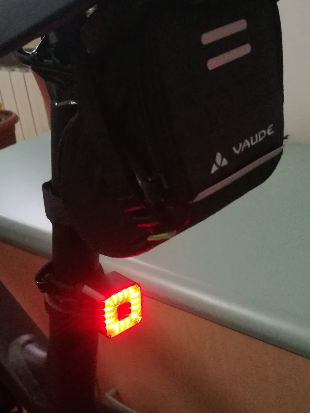 Buona, ma il velcro potrebbe essere più robusto