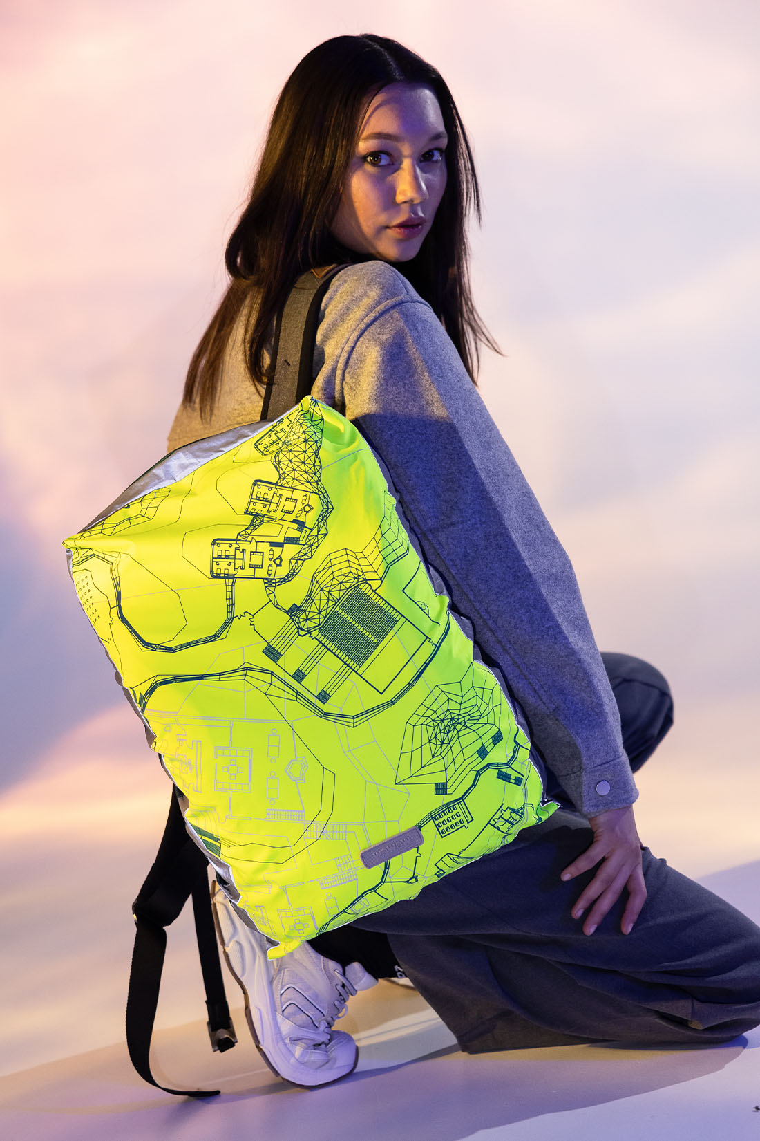 wowow-architect-coprizaino-fluorescente image 3