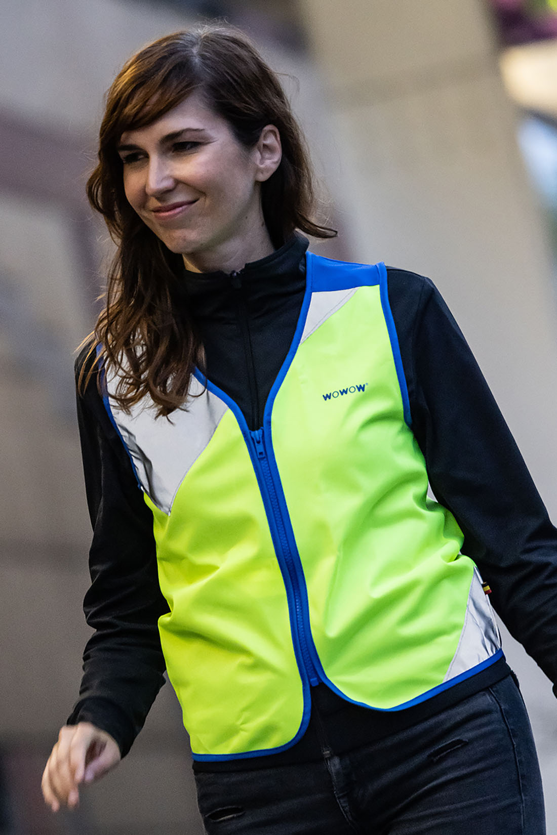 giacca-urbana-wowow-breezie-jacket-gialla-fluorescente-riflettente image 3