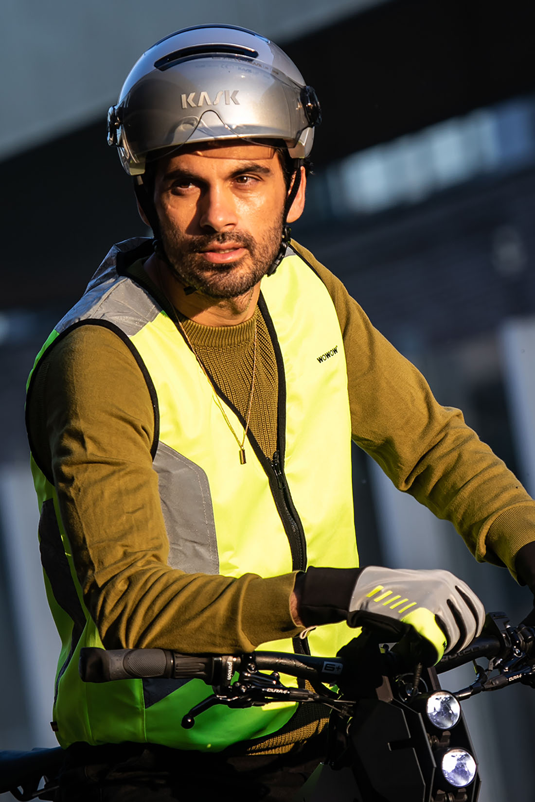 wowow-tegra-giacca-gialla-fluo-con-led image 3
