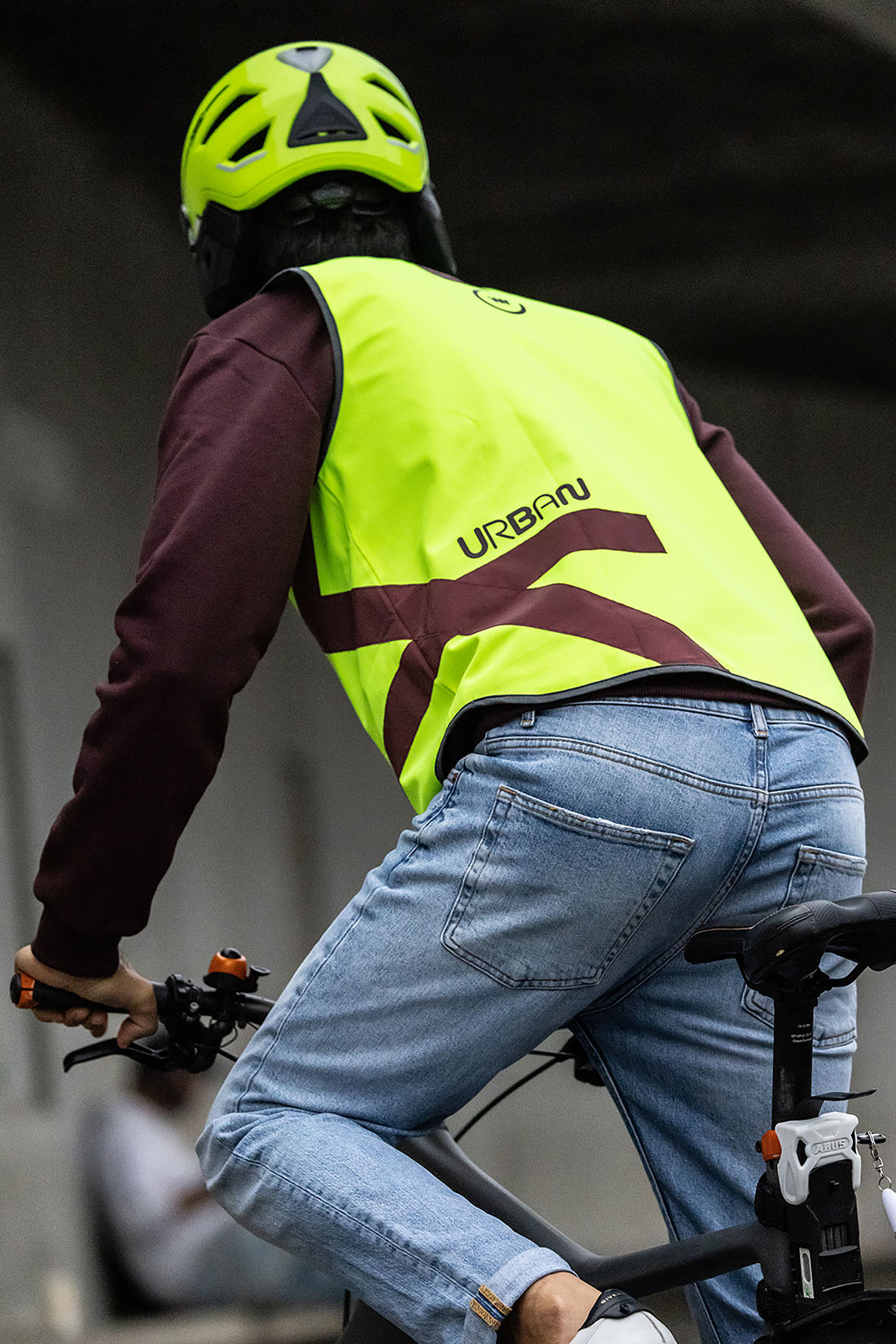 wowow-urban-citizen-reversible-jacket-giacca-reversibile-riflettente-gialla image 4