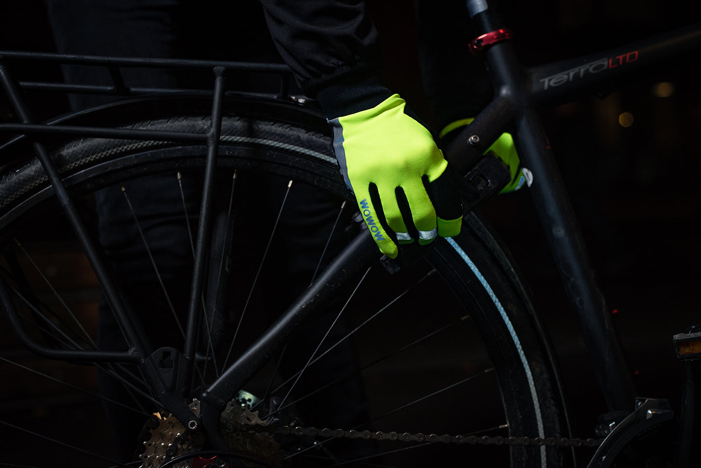 wowow-early-fog-glove-guanti-da-ciclismo-fluorescenti-con-manopola-neoprene image 2